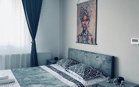 Apartament acasă